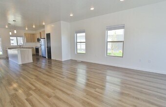 3918 Brian Ave. in Caldwell, ID - Building Photo - Building Photo