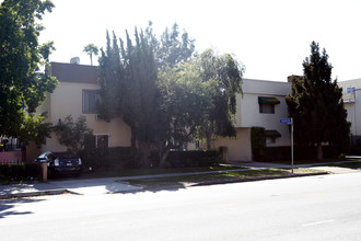 14930 Magnolia Blvd in Sherman Oaks, CA - Building Photo - Building Photo