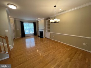 656 Belmont Bay Dr in Woodbridge, VA - Building Photo - Building Photo