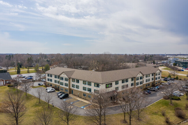 Furnished Studio - Burr Ridge in Burr Ridge, IL - Foto de edificio - Building Photo