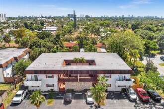 230 SW 1st St in Pompano Beach, FL - Building Photo - Building Photo