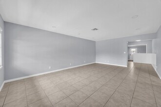 3865 Vancott Cir in West Palm Beach, FL - Building Photo - Building Photo
