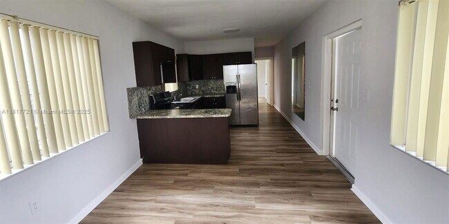 7615 NW 4th Ct in Miami, FL - Building Photo - Building Photo