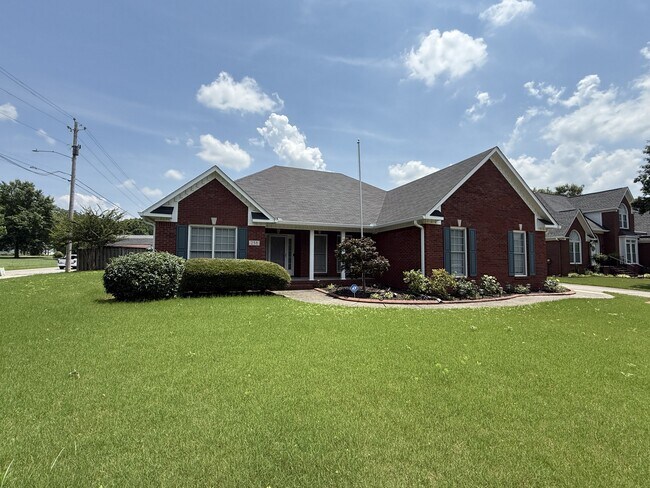 238 Pebble Brook Dr in Madison, AL - Building Photo - Building Photo