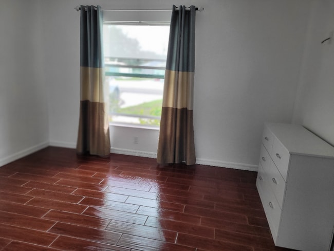 255 Tanager Rd in Venice, FL - Building Photo - Building Photo