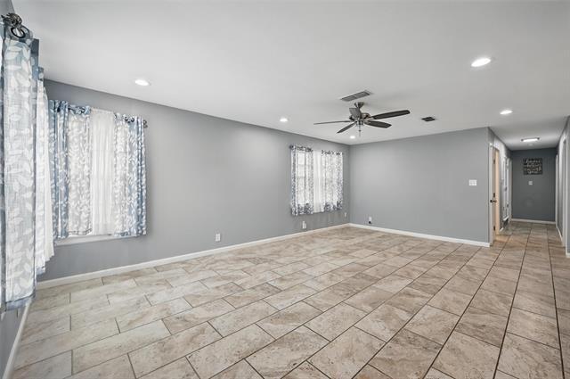 1006 Darlene Ln in Arlington, TX - Building Photo - Building Photo