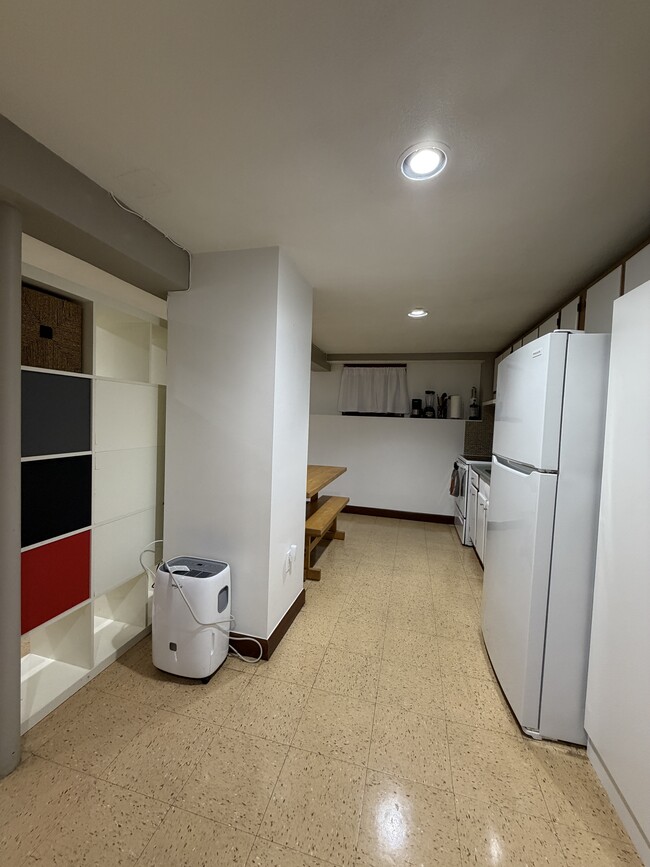 223 Hurley St, Unit B in Cambridge, MA - Building Photo - Building Photo