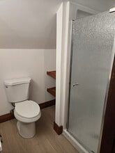 10 Pierce St in Dover, NH - Foto de edificio - Building Photo