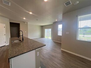 833 Vine St in Argyle, TX - Building Photo - Building Photo