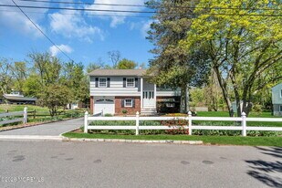 1112 Wildwood Ave in Manasquan, NJ - Building Photo