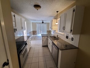 1237 Tres Rios Dr in San Angelo, TX - Building Photo - Building Photo