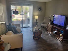 3255 E New York St, Unit 1