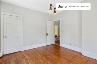 Room in Shared 4 bed/2 bath home in Boston, MA - Building Photo - Building Photo