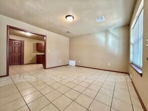 605 Moraine Ave in Midwest City, OK - Building Photo - Building Photo