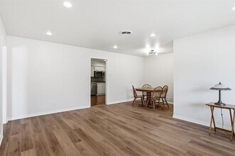 8739 Ukiah Dr in Dallas, TX - Building Photo - Building Photo