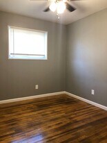 1130 Ramport Dr in Florissant, MO - Building Photo