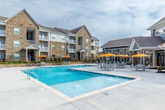 Trails at Hunter Pointe in Gallatin, TN - Foto de edificio - Building Photo
