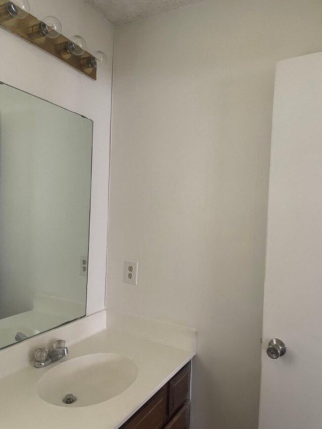 property at 2523 Westminster Dr