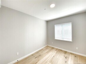 5 Mott Ave in Norwalk, CT - Building Photo - Building Photo