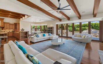 6730 E Sunnyvale Rd in Paradise Valley, AZ - Building Photo - Building Photo