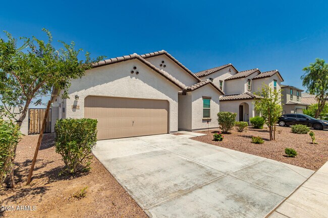 5875 N 195th Dr in Litchfield Park, AZ - Building Photo - Building Photo