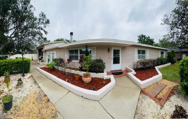 property at 906 Woodland Dr