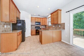 245 Chickadee Ct in Freehold, NJ - Building Photo - Building Photo
