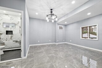 282 Ackerman Ave in Clifton, NJ - Building Photo - Building Photo