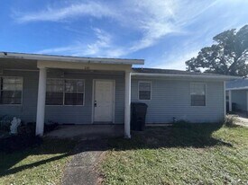233 Pritchard St in Titusville, FL - Building Photo