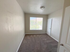 426 W 200 N St in Springville, UT - Building Photo - Building Photo