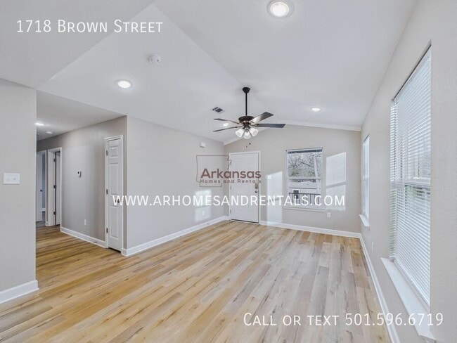 1718 Brown St in Little Rock, AR - Building Photo - Building Photo