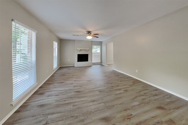 property at 11 Fiddleleaf Ct