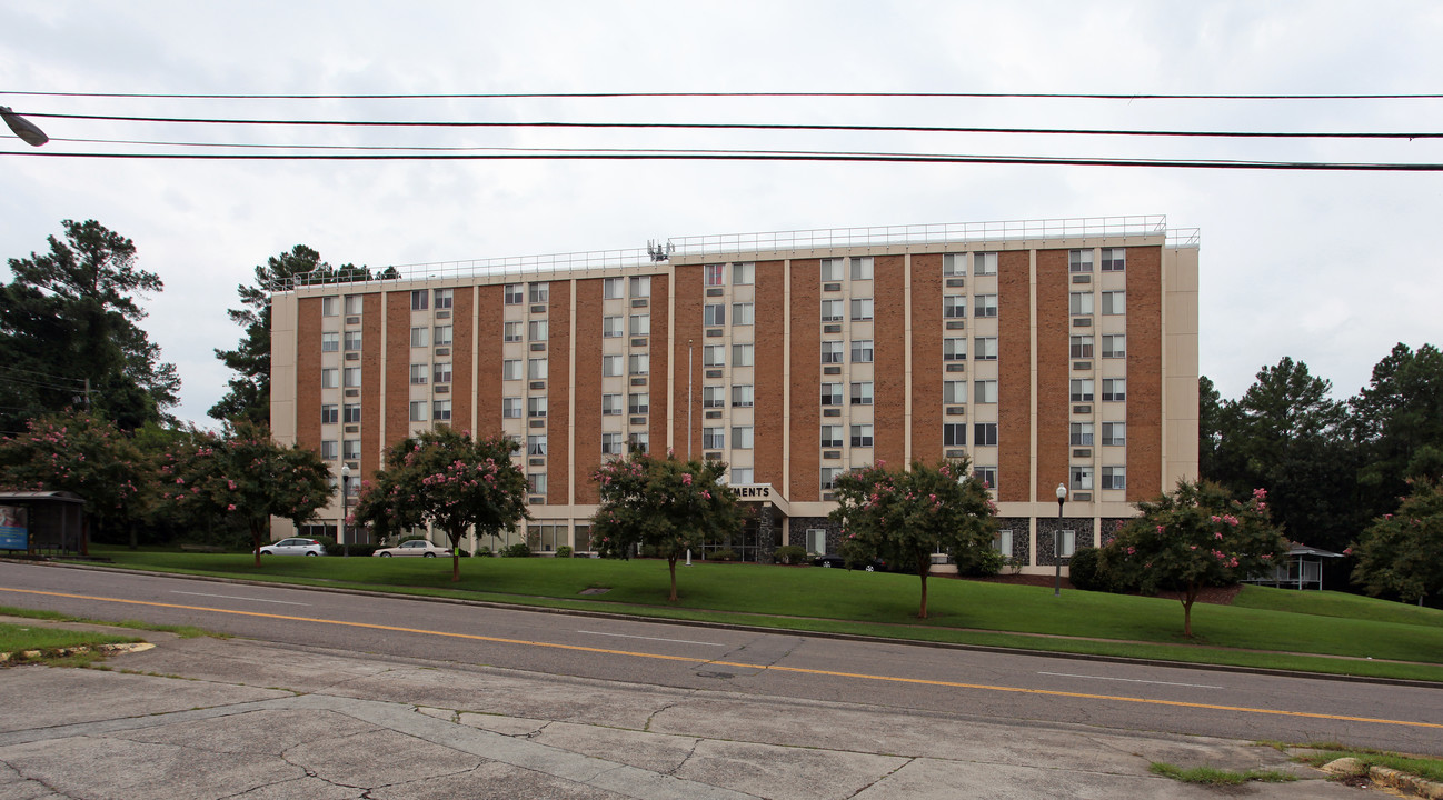 Hal Powell Apartments in Augusta, GA - Building Photo