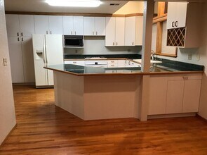 3122 St Louis Rd in Arcata, CA - Building Photo - Building Photo