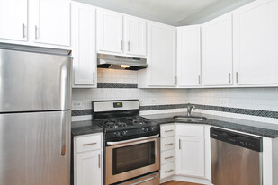 1228-1230 N. Austin Blvd. Apartamentos