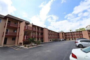 4154 Heron Way, Unit 203B in Bradenton, FL - Building Photo