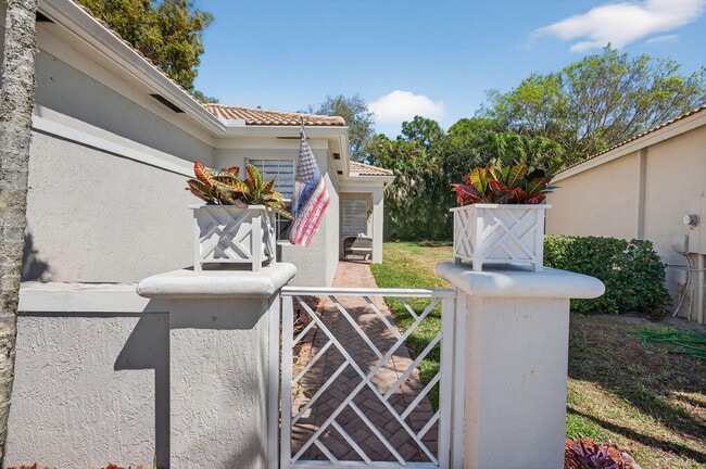 6689 Southport Dr in Boynton Beach, FL - Building Photo - Building Photo