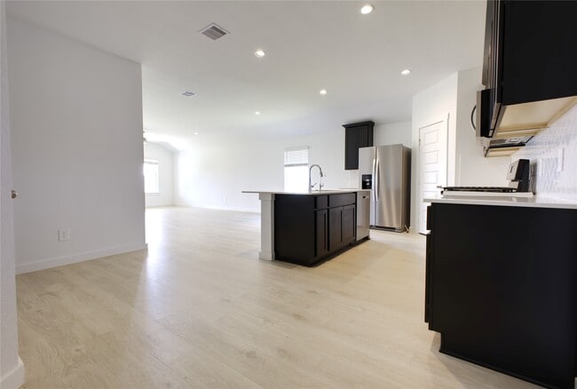 1223 Via Sacra Dr in Richmond, TX - Building Photo - Building Photo