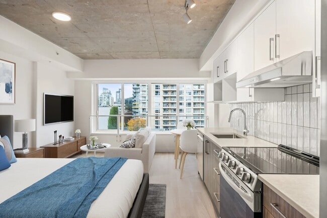 825 Fort St in Victoria, BC - Building Photo - Building Photo