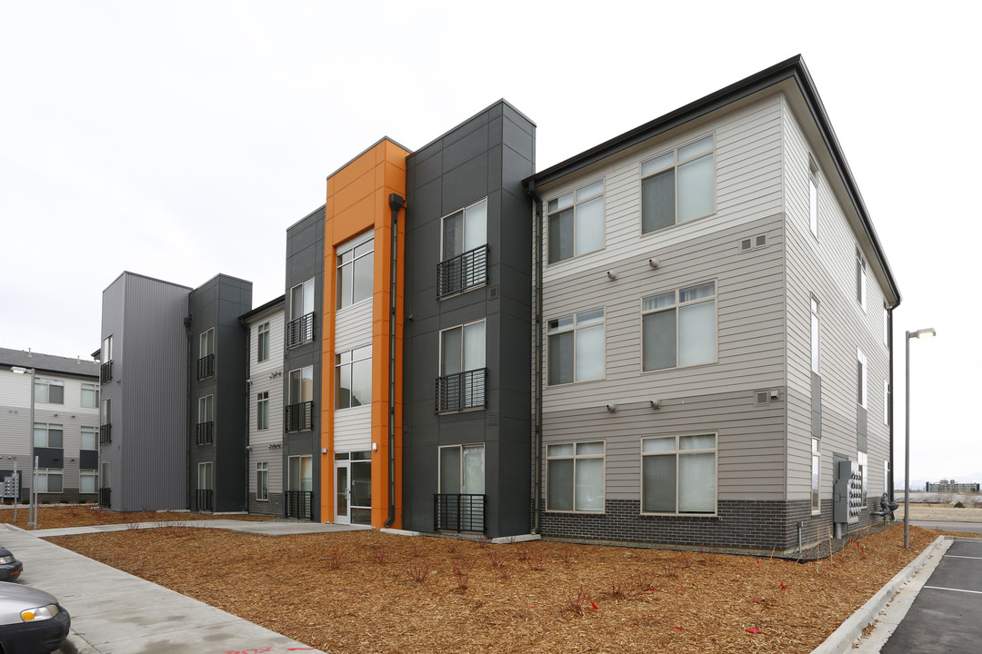 Northfield Apartments in Denver, CO - Foto de edificio