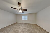 16935 Kilwinning Dr photo'