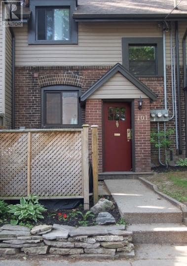 property at 101 Kingsmount Park Rd