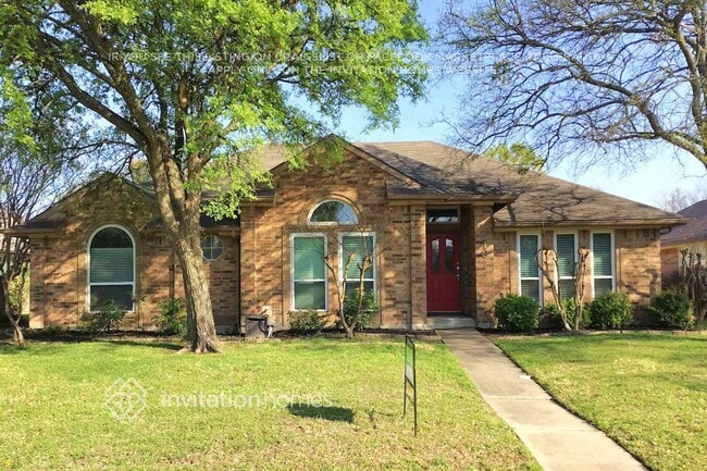 property at 7510 Estates Way