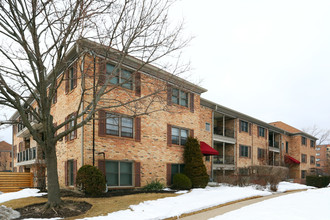1722-1756 Fayette Walk in Hoffman Estates, IL - Building Photo - Building Photo
