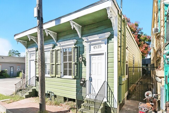 4535-4537 Tchoupitoulas St