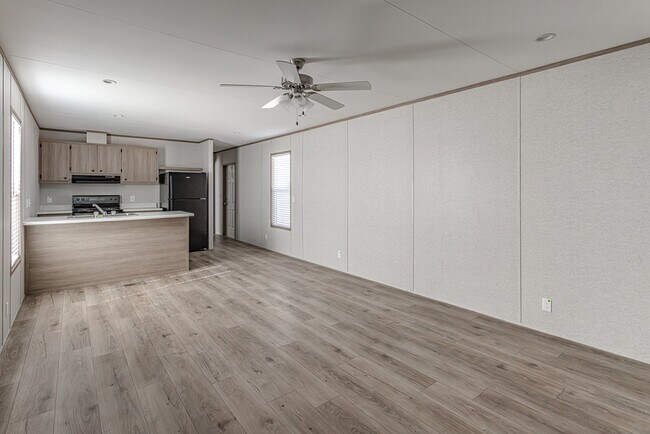 4705 S County Rd 1118 in Midland, TX - Building Photo - Building Photo