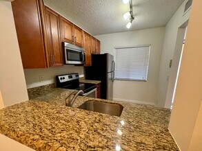 6552 Arleigh Ct in Boca Raton, FL - Building Photo - Building Photo