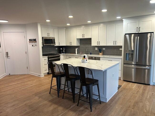 1229 Ballantrae Pl in Mundelein, IL - Building Photo - Building Photo