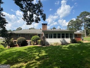 215 Old Oxford Rd in Covington, GA - Building Photo - Building Photo