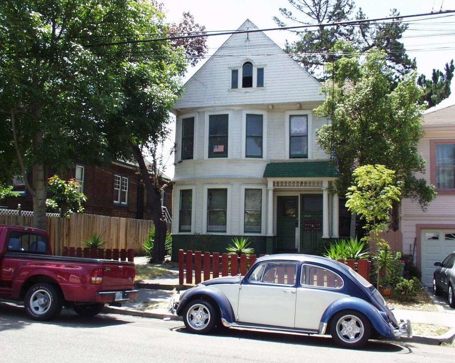 1814 Derby St in Berkeley, CA - Foto de edificio